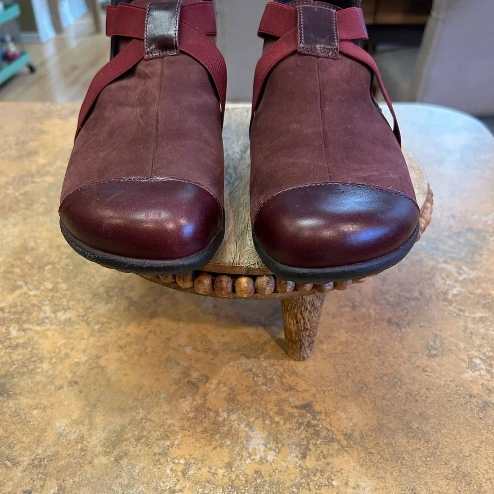 Naot Rakua Bordeaux Leather/Violet Nubuck